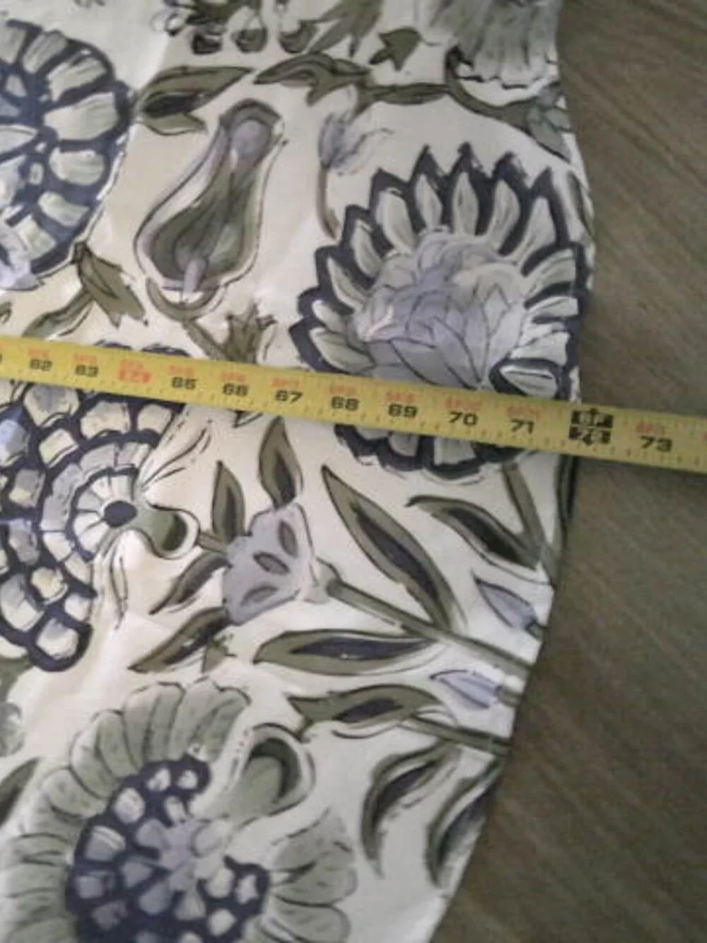 NEW NYLON CLOTH WIPE CLEAN TABLECLOTH COVER FLORAL PRINT 72